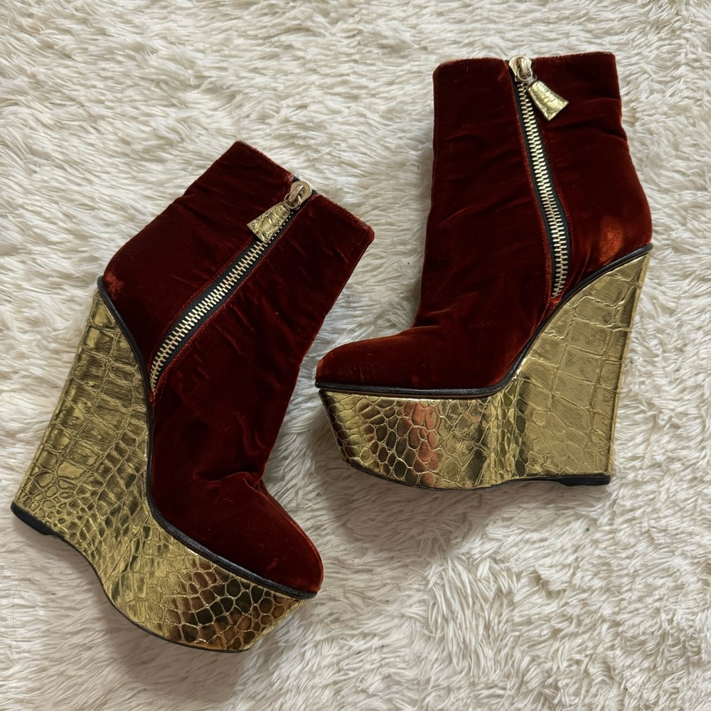 Giambattista Valli Italy Sz 36 Platform Wedge Velvet Red Gold Boots Shoes View 3